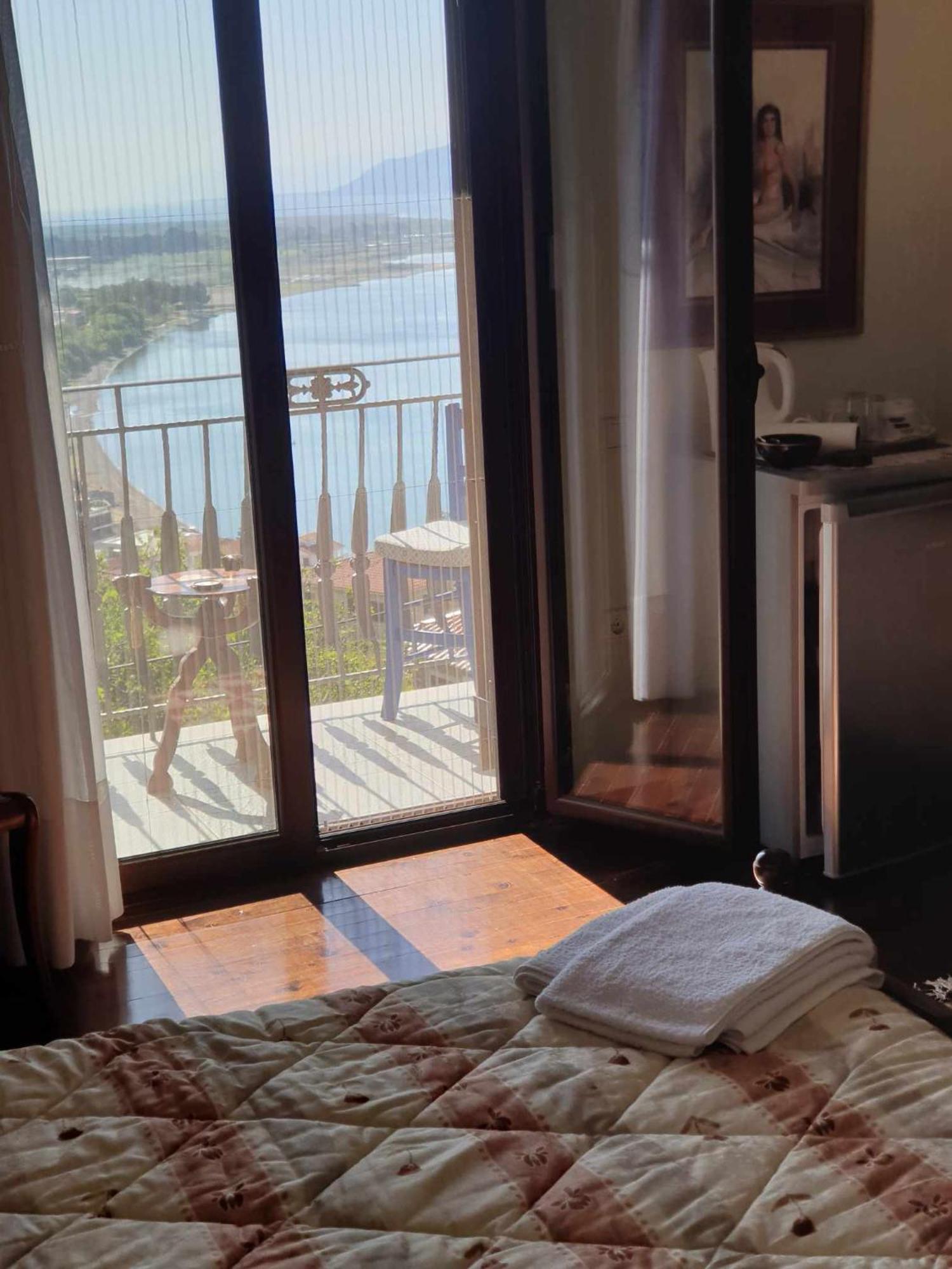 Villa View By The Castle Nafpaktos Exterior foto